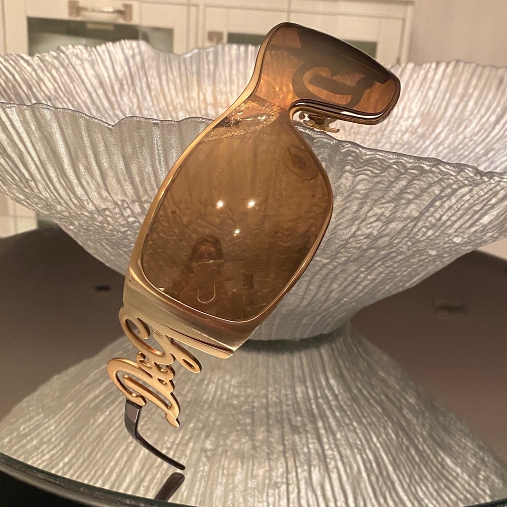 Dolce Gabbana Luxurious Gold-Tinted Sunglasses